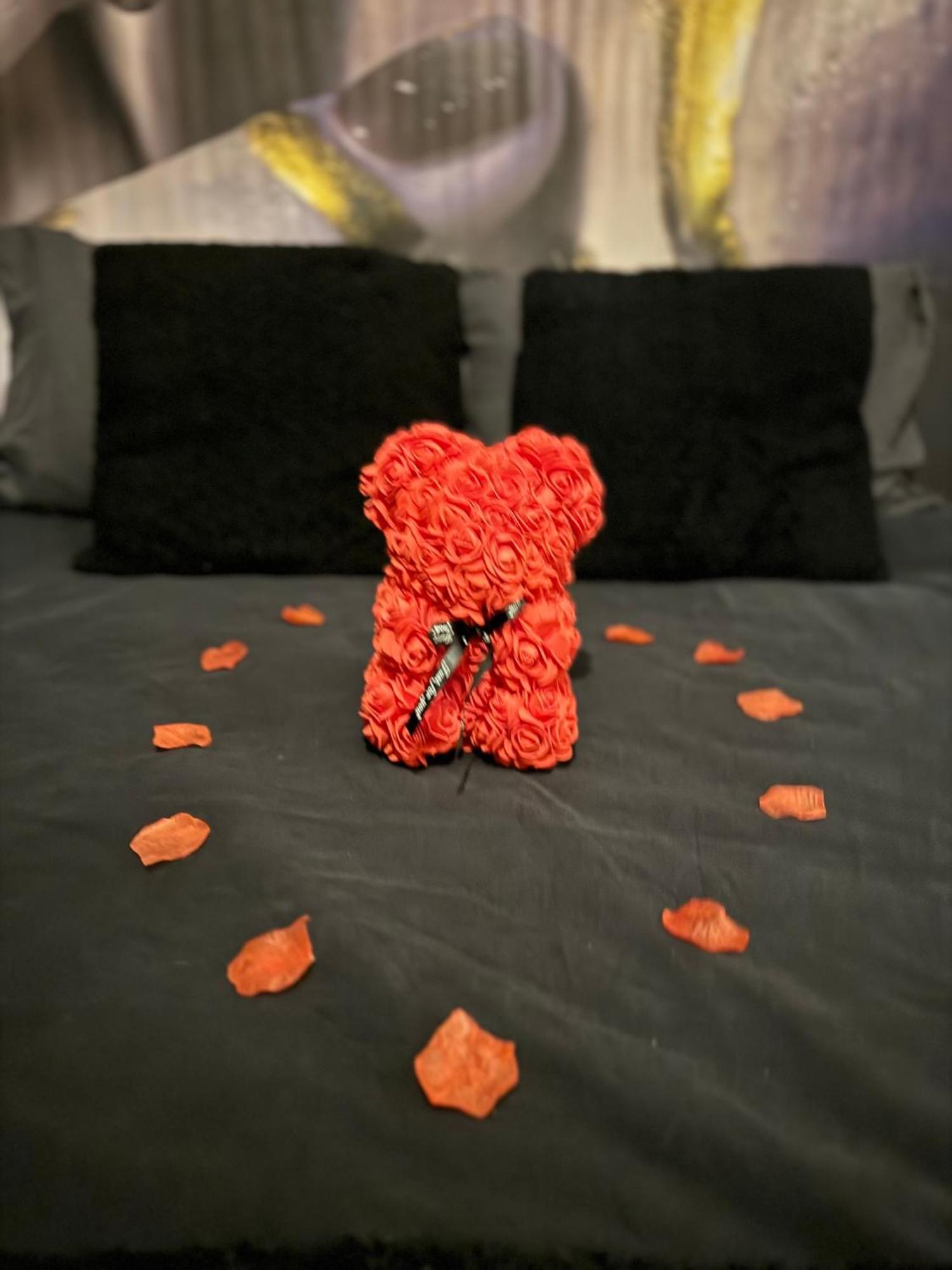 Sweet Angel Suite Romantique Avec Spa 布鲁兹 外观 照片